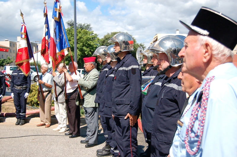 Cérémonie en hommage aux pompiers disparus