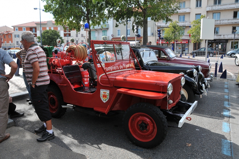 Exposition de voitures anciennes (journée du patrimoine)