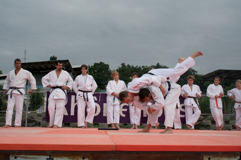 Démonstration de ju jitsu au forum des associations