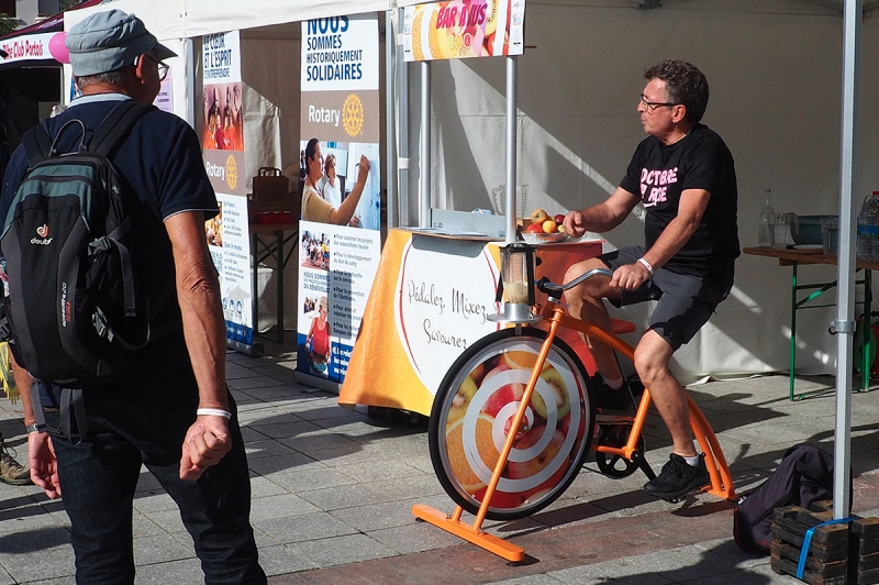 Vélo Jus de fruit  ( La vie en octobre rose !)