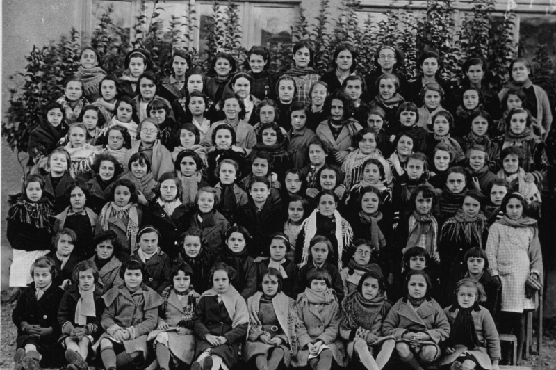 Classe de l'école de fille (Place de la République)